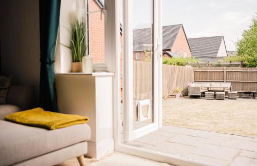 Beautiful 3 Bedroom Home Near Worcester - Photo 11