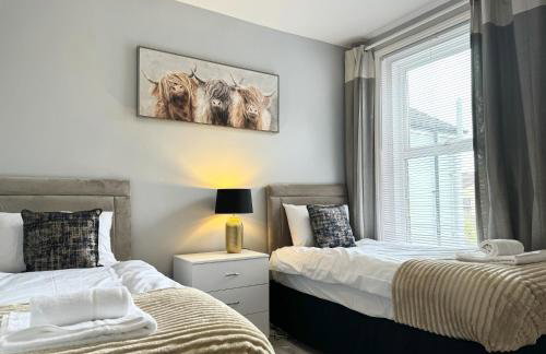 Super Cheap APRIL Prices! - Perfect Contractor Accommodation, Up to 7 guests - Foto 1