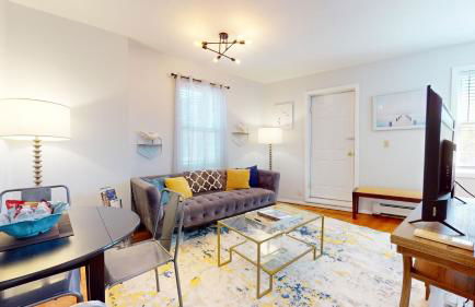 Modern,02 mile to Northeastern, in unit laundry - Foto 6