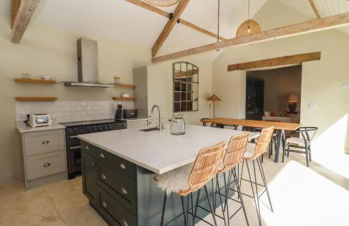 Hawthorn Barn - Photo 13