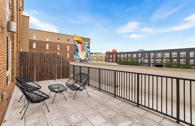 Huntington Apartments near Huntington Metro - We Host - Photo 63