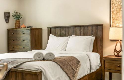 Spacious Comfort in Scenic Monument - Foto 36