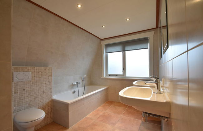 Holiday Home in Callantsoog Near Beach - Photo 15