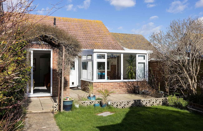 Seaside Retreat - Five Minutes to Beach Village - Photo 25