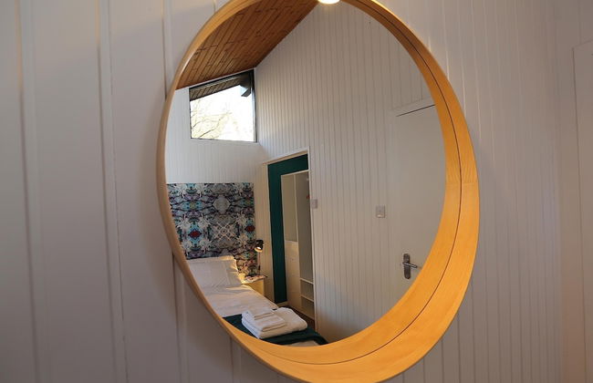 Cosy Modern Nordic Lodge w/ Loch View & Log Burner - Photo 11