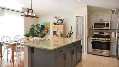 Artisan's Retreat - Poolside Paradise Near Disney - Foto 3