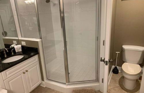 Luxury and Spacious Waterside Getaway - Foto 11