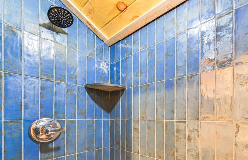 Covered Deck and Hot Tub Cozy Retreat in Campton! - Foto 15