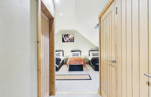 The Factory Barn with Hot Tub - Foto 2