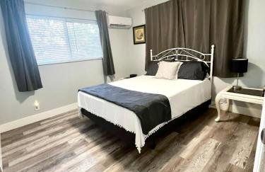 NEW Pompano Beach AirPark Duplex! Patio Parking! - Foto 13