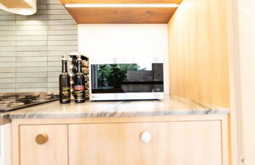 Modern indoor-outdoor living wHot Tub Walk to Beaches & Mountain Trails - Foto 42