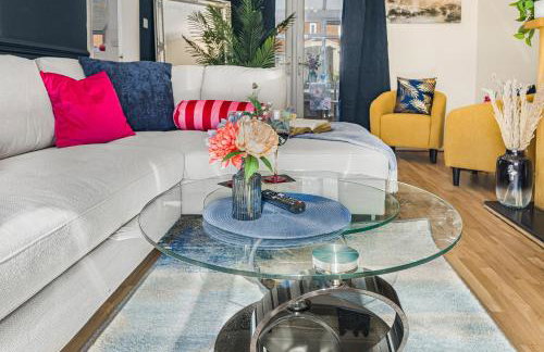 Contractor ready Homes Secure Parking - Foto 14