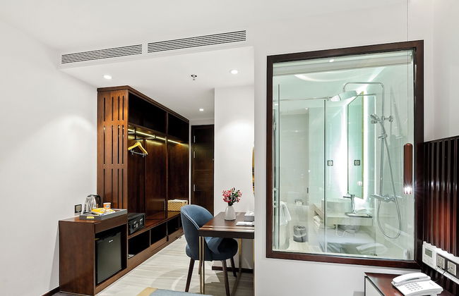 22Land Hotel Saigon - Photo 19