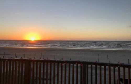 Bermuda Beach Beachfront home - Photo 6