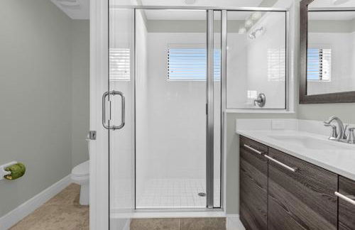 Near Disney and Legoland Spacious Poolside Oasis! - Foto 19