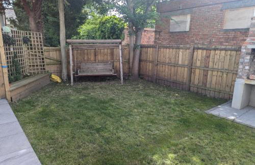 Charming Character House in Beautiful Neighborhood - Foto 28