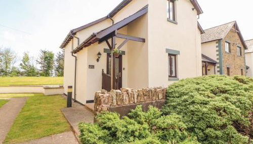 Squirrel Cottage - Photo 2