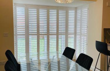 House-Sleeps 8-Parking-Garden - Photo 12