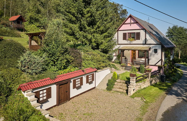 2 bedroom Apartment in Stárkov with swimming pool and garden - Photo 42