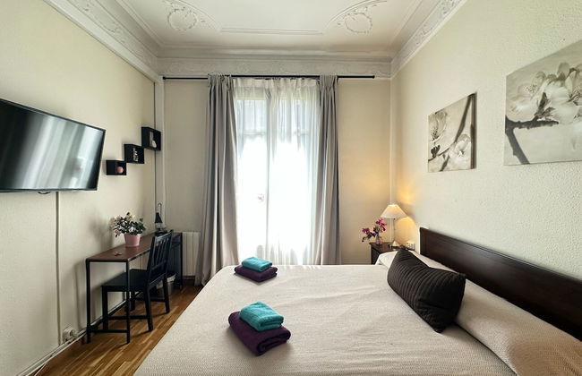 Rooms Aribau - Photo 18