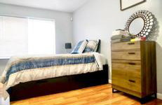 Lovely Loft in Newark Minutes from NYC, EWR & American Dream Mall - Photo 12