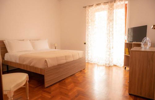 La Terrazza Parco Lauro Apartment - Photo 22