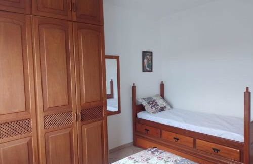 PRIME Beach e Praia do Forte a Pé e Polo Gourmet com carro no estacionamento. - Foto 6