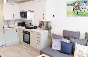 Modern 2 BR Apartment near Town - Foto 3