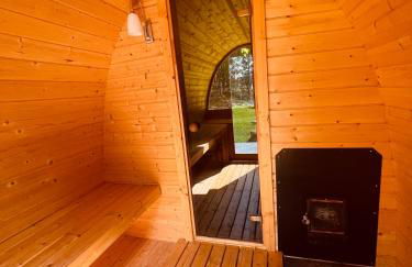 Amazing Poconos House . Sauna/Hot Tub/Private Pool - Foto 9