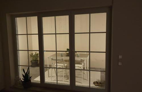 75m2 lichtdurchflutete 3 Zimmer Souterrain Wohnung in einem Neubau Villa - Foto 5