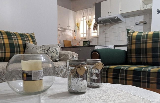 Central Apartment in Agios Konstantinos - Photo 1