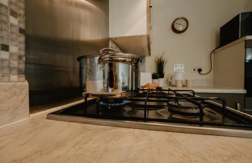 Coyle House, 3 bed,Corby, super kings or twins, driveway, free wi-fi, corporates welcome - Foto 10