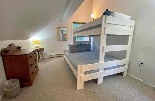 43TV peaceful retreat in the White Mountain fireplace fire pit large yard WiFi AC - Foto 24