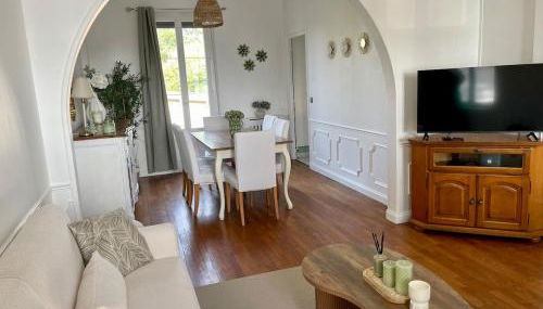 La petite Compiégnoise - Foto 2