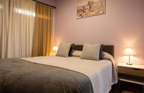 Village Center Two Bedroom Apartment - Foto 9