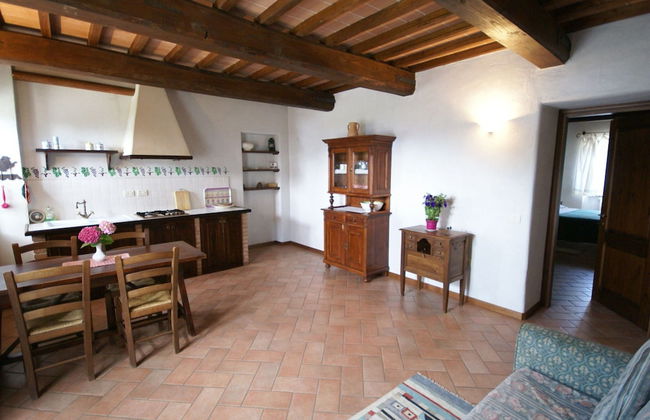 Spacious Holiday Home in Montone - Foto 11