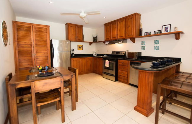 Charming unit that sleeps 4 - with pool - walking distance from Brasilito Beach - Photo 12