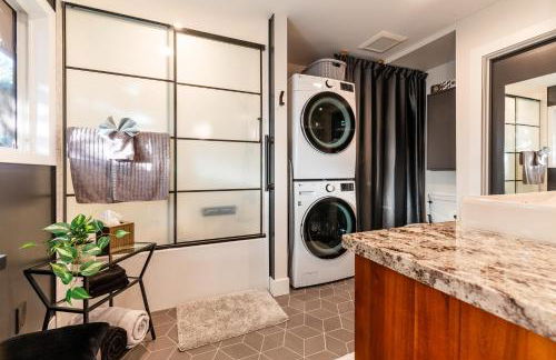 30-Day Minimum Boulder Bright & Modern Private 1BR 2BA ADU - Photo 40