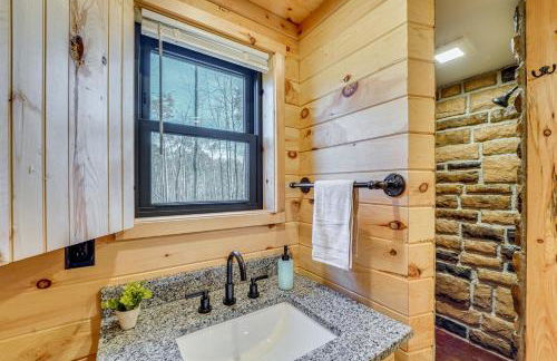 Hike, Ski and Swim Hopewell Cabin with Rolling Views - Foto 12