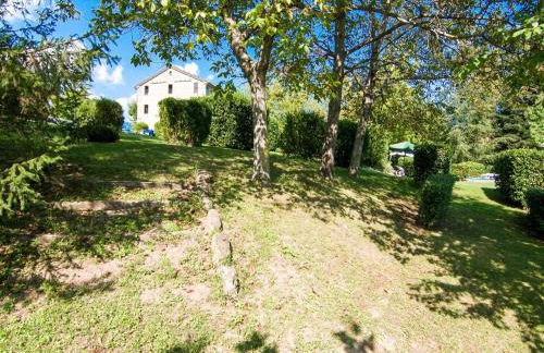 Spacious Holiday Home With Swimming Pool - Foto 29