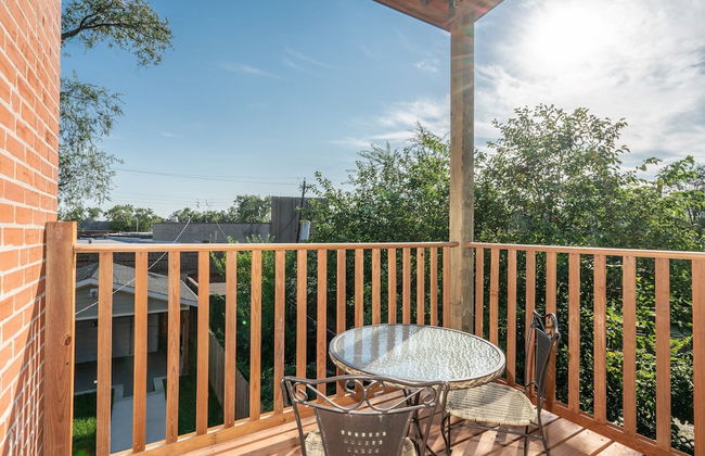 Parkside Comfort | JZ Vacation Rentals - Photo 20