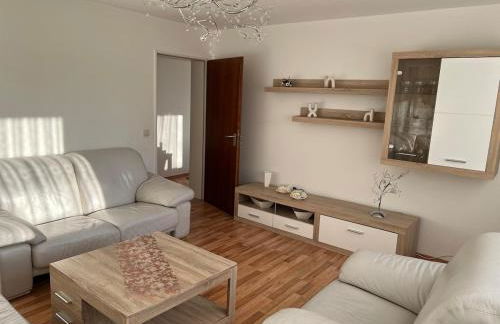 Zentrumsnahe helle Wohnung - Foto 1