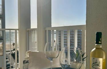 GATU Villa Salada, junto la playa, parking, terraza, aire acc, piscina, wifi Sólo familias o grupos mayores de 21 años - Foto 8