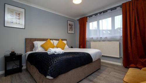 Cozy 2-Bed Detached Bungalow with Parking Woking - Foto 5