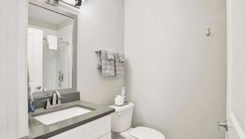 City Center Apartment, Free Parking and Great Views - Foto 5