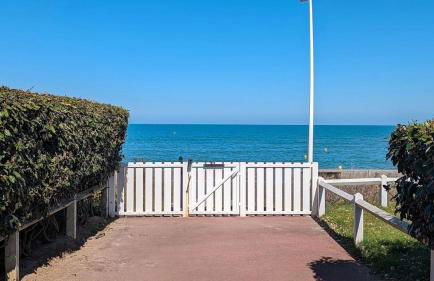 Beau studio accès plage, piscine, jardin, tennis, vélos, Netflix - Foto 3