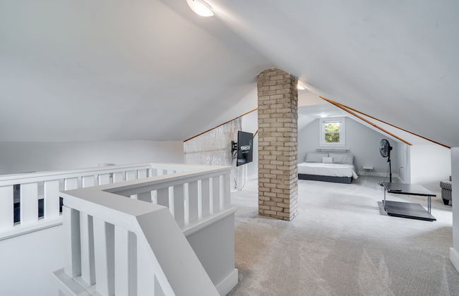 Jewel of Standish - Photo 10