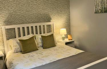 Modern 2 Bed Apartment - Foto 2