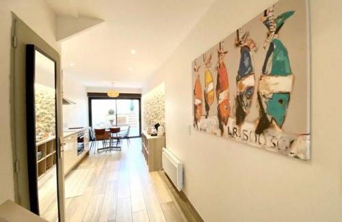 Au pied de la Cité Médiévale, piscine, vue extraordinaire, gîte La Trivala à Carcassonne - Photo 1