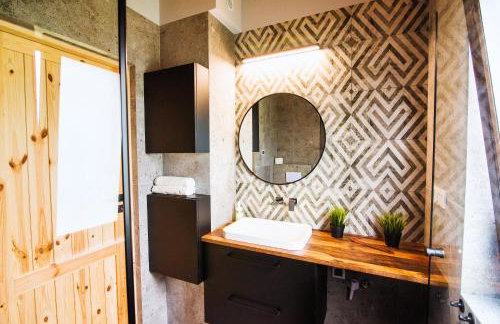 Rumiane Chatki - Domki z Jacuzzi i Basenem - Foto 29